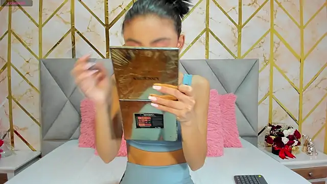 Snapshot of Cassidy_14 chatting on February 8, 2026, 6:44 pm Cassidy 14 online show from February 8, 2026, 6:44 pm