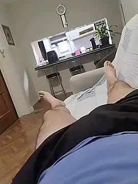 LeoMaduroSP online show from October 31, 2025, 4:24 am