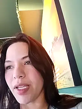 Snapshot of avril_vinn chatting on November 14, 2025, 7:12 pm avril vinn online show from November 14, 2025, 7:12 pm