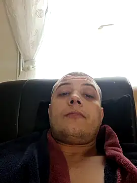 kisspussy1993 online show from February 26, 2026, 1:21 pm