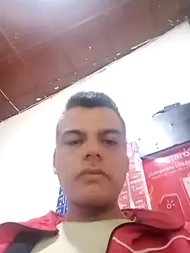 Snapshot of ozama423 chatting on November 3, 2025, 5:36 pm ozama423 online show from November 3, 2025, 5:36 pm