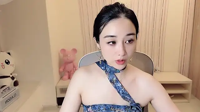 Snapshot of Purple-meng chatting on July 4, 2026, 2:01 pm Purple-meng online show from July 4, 2026, 2:01 pm