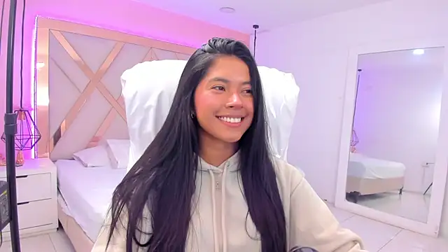 samantaa shy online show from February 15, 2026, 6:04 pm