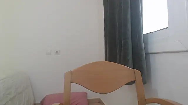 nicebrown online show from September 21, 2025, 7:43 am