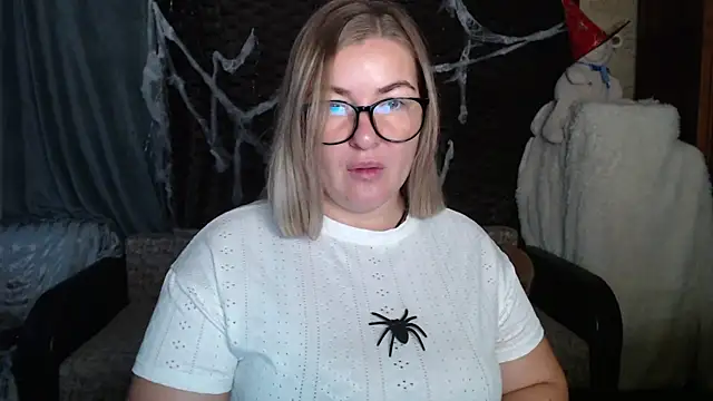 NikaSkylink online show from October 30, 2025, 3:41 am