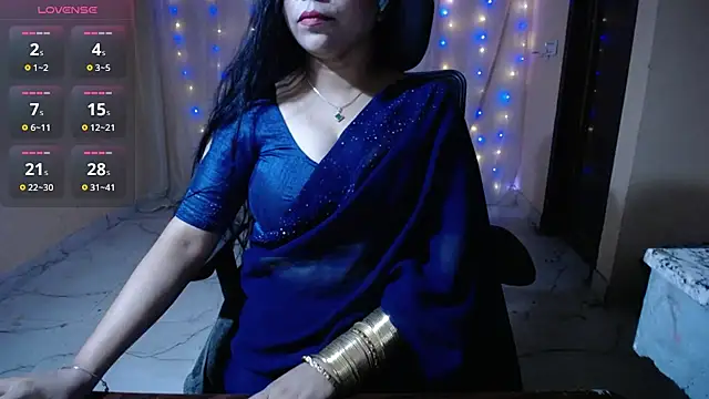 Divvya  online show from April 17, 2026, 6:00 pm