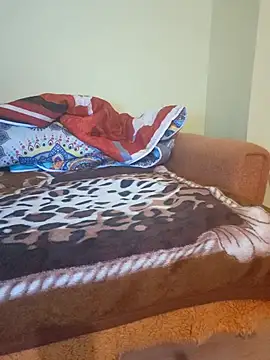 Ivaemi1 online show from October 5, 2025, 5:55 pm