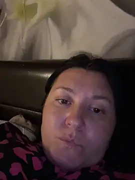 Liza Will online show from December 4, 2025, 2:04 pm