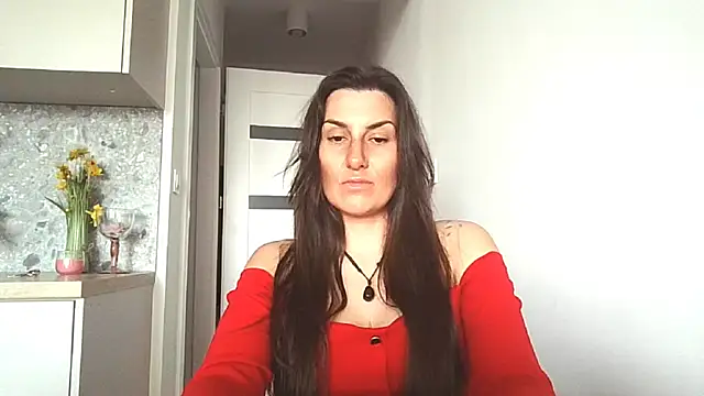 DonnaAmore online show from April 10, 2026, 3:28 pm