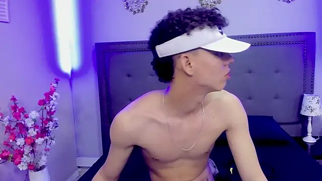 JoseLucian online show from November 15, 2025, 1:47 am