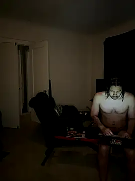 Snapshot of KingKevo27 chatting on October 6, 2025, 2:36 pm KingKevo27 online show from October 6, 2025, 2:36 pm