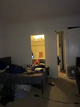 Snapshot of KingKevo27 chatting on October 19, 2025, 2:12 am KingKevo27 online show from October 19, 2025, 2:12 am