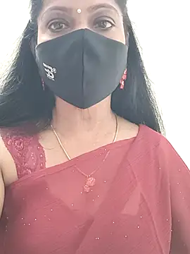 Snapshot of shivani27 chatting on November 15, 2025, 9:28 am shivani27 online show from November 15, 2025, 9:28 am