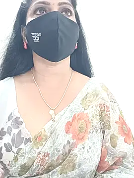 Snapshot of shivani27 chatting on March 17, 2026, 4:10 pm shivani27 online show from March 17, 2026, 4:10 pm