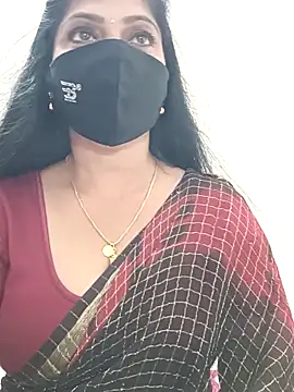 Snapshot of shivani27 chatting on March 19, 2026, 5:06 pm shivani27 online show from March 19, 2026, 5:06 pm