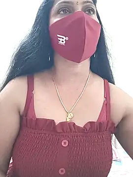 Snapshot of shivani27 chatting on April 18, 2026, 7:34 am shivani27 online show from April 18, 2026, 7:34 am