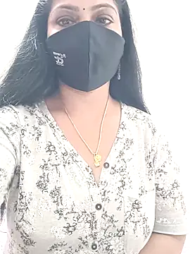Snapshot of shivani27 chatting on April 26, 2026, 8:01 am shivani27 online show from April 26, 2026, 8:01 am