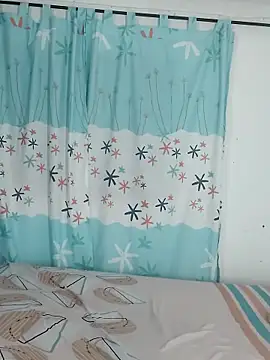 AntonelaMorriz online show from November 13, 2025, 8:35 am