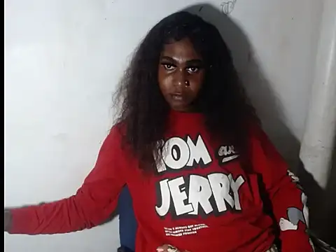 BebaFoxx online show from December 4, 2025, 5:21 pm