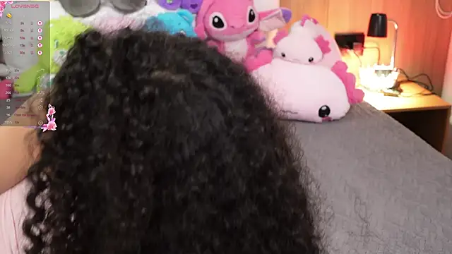 Victoria Curly online show from November 19, 2025, 3:17 am