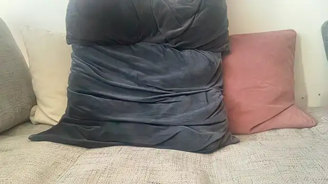 Snapshot of Matatan420 chatting on October 8, 2025, 11:30 am Matatan420 online show from October 8, 2025, 11:30 am