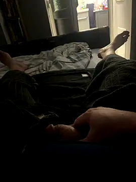 Snapshot of BobKat chatting on December 15, 2025, 8:35 pm BobKat online show from December 15, 2025, 8:35 pm