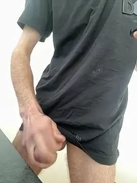 musti312 online show from April 12, 2026, 1:38 pm