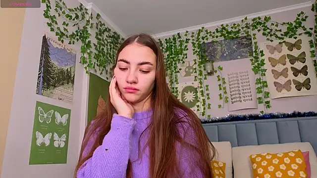 Ashley Pierce online show from January 7, 2026, 4:04 am