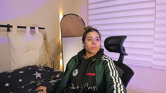 Rachell criss online show from November 8, 2025, 3:50 am