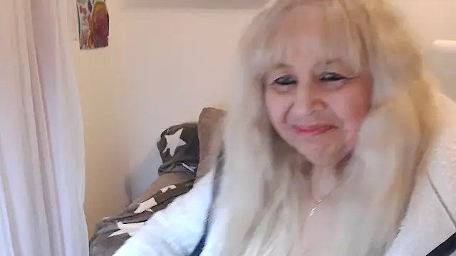 SusiLifeXXX online show from November 1, 2025, 8:44 pm