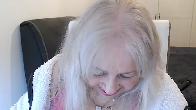 SusiLifeXXX online show from February 11, 2026, 7:41 pm