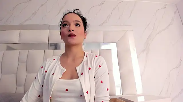 Maia Park online show from January 9, 2026, 12:08 pm