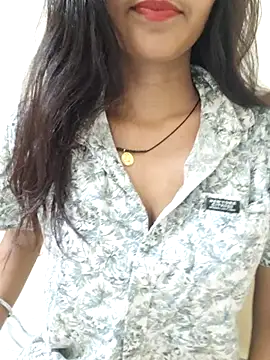 Snapshot of Raj-kumari chatting on July 1, 2026, 4:14 am Raj-kumari online show from July 1, 2026, 4:14 am