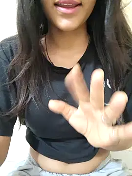 Snapshot of Raj-kumari chatting on July 5, 2026, 4:07 am Raj-kumari online show from July 5, 2026, 4:07 am