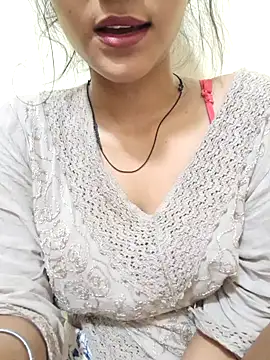Snapshot of Raj-kumari chatting on July 19, 2026, 3:43 am Raj-kumari online show from July 19, 2026, 3:43 am