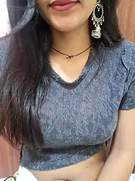 Snapshot of Raj-kumari chatting on August 2, 2026, 2:21 am Raj-kumari online show from August 2, 2026, 2:21 am