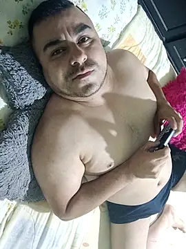 Snapshot of romiroom chatting on October 22, 2025, 1:17 am romiroom online show from October 22, 2025, 1:17 am