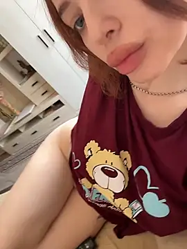 Hannah xBaby online show from April 5, 2026, 8:33 am