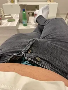 Mrdim26 online show from February 17, 2026, 7:27 am