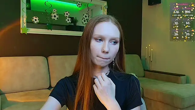 FoxyMira online show from June 22, 2026, 4:48 pm