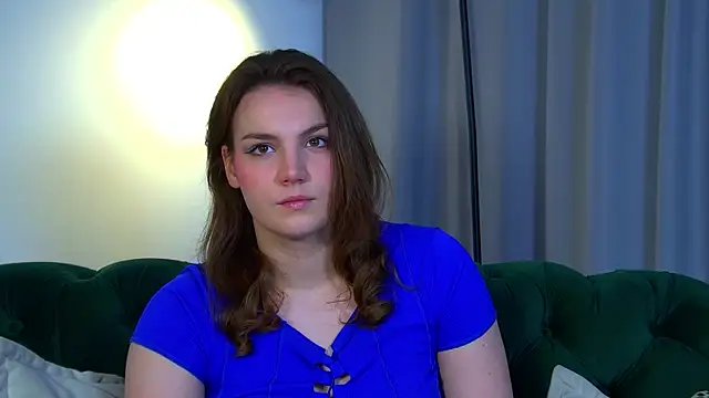 KarenClarks online show from October 21, 2025, 6:30 pm