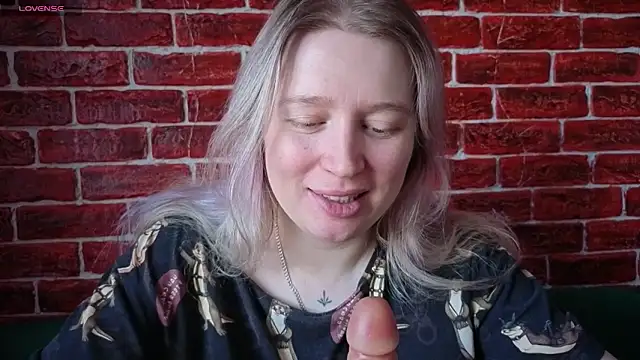 CitrusBlissss online show from April 6, 2026, 2:53 am