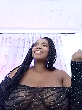 SamaraArtiaga1 online show from November 28, 2025, 10:56 pm