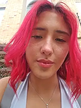 Snapshot of sorpresa_x chatting on August 1, 2026, 7:35 pm sorpresa x online show from August 1, 2026, 7:35 pm