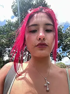 Snapshot of sorpresa_x chatting on August 2, 2026, 5:00 pm sorpresa x online show from August 2, 2026, 5:00 pm