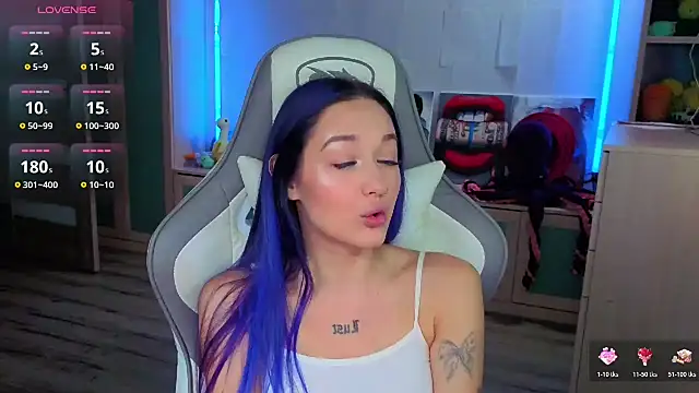 Im suka online show from October 21, 2025, 3:40 am