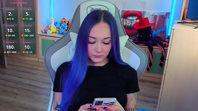 Im suka online show from October 25, 2025, 4:20 am