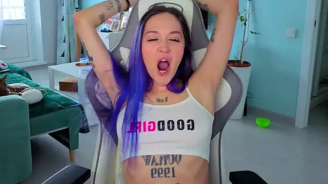 Im suka online show from March 13, 2026, 3:24 am