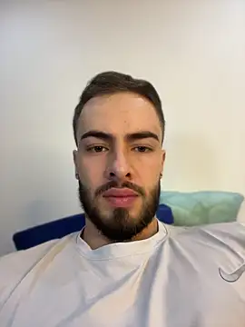 MaxDell online show from April 8, 2026, 7:03 pm