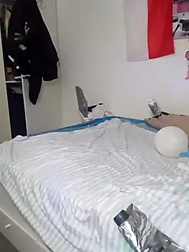 Snapshot of Wilsonn86 chatting on October 21, 2025, 5:08 am Wilsonn86 online show from October 21, 2025, 5:08 am